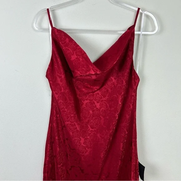 NWT Lulu's You're My Type Red satin jacquard midi slip dress size: XL - Picture 2 of 13